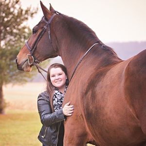 Meet your Posher, Hannah